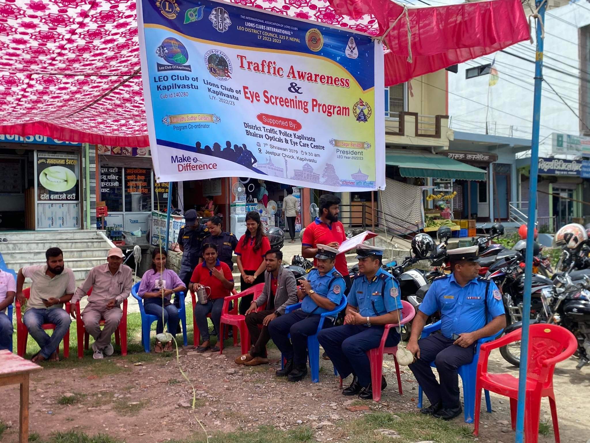 लियो क्लब र लायन्स क्लबको आयोजनामा ट्राफिक जनचेतनामूलक कार्यक्रम सम्पन्न