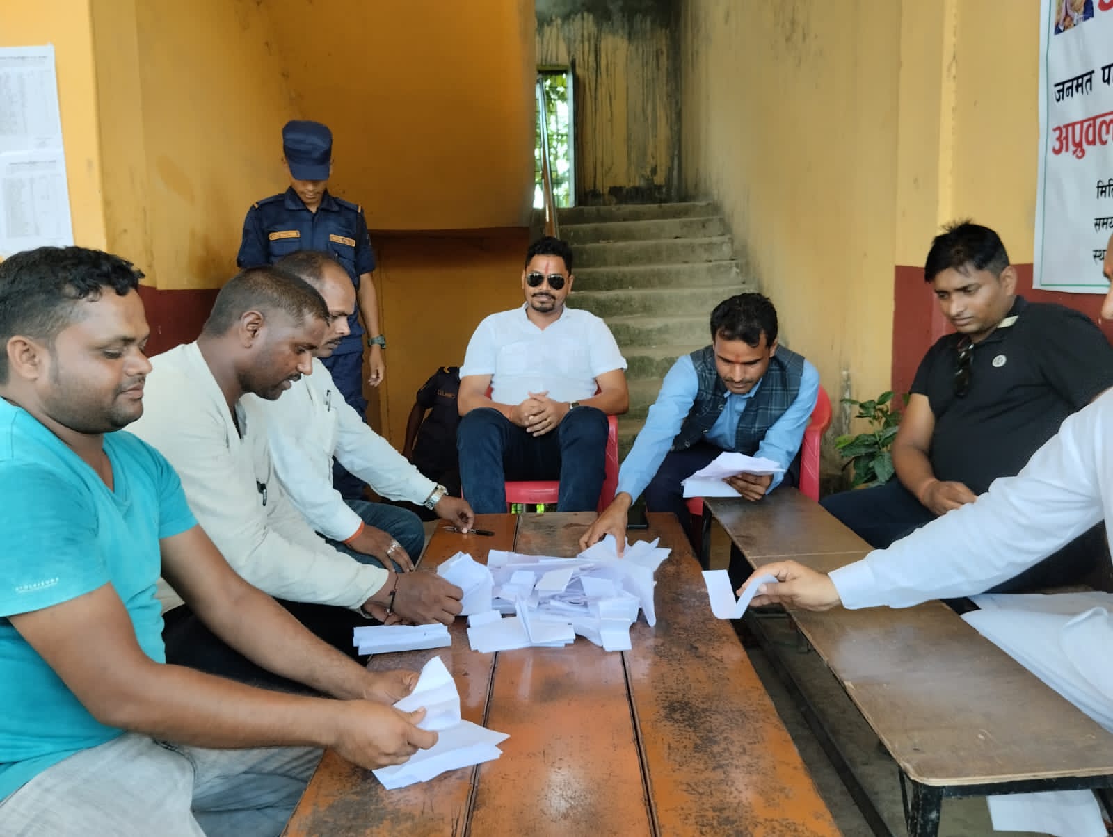 मन्त्री सि.के. गुप्ता पाए बढी बहुमतको मत